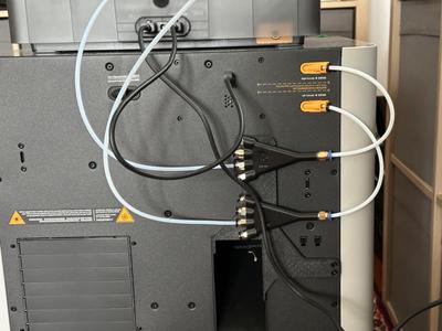 8-way Y-splitter with holder for H2D