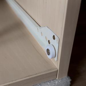 Drawer wheel - guided wheel